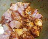 A picture of step 3 of Chicken Ularthiyathu.