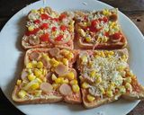 Foto langkah ke 6 dari resep Pizza Roti Tawar.