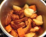 Hình bước làm 4 của món Nấm đông cô kho ngũ vị (bò kho chay)