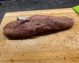 Foto del paso 1 de la receta: Solomillo a la sal en airfryer con salsa de Pedro Ximenez y miso