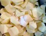Pas rețetă Chifteluțe umplute cu legume și piure de cartofi cu mărar la cuptor 3 fotografie