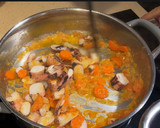 Foto del paso 2 de la receta: Garbanzos con pulpo y habichuelas