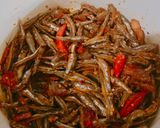 Hình bước làm 3 của món Cá cơm kho