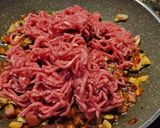Foto del paso 2 de la receta: Plumas sin tomate, con carne de ternera y nata