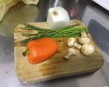 Foto del paso 1 de la receta: Tortilla de huevo vegetariana