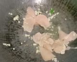 Foto langkah ke 1 dari resep Mie saos keju.