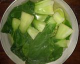 Foto langkah ke 7 dari resep Rose Wonton Soup With Pakcoy.