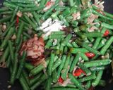 Foto langkah ke 4 dari resep Tumis Kacang Panjang.