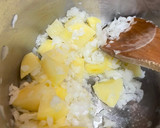 Foto del paso 1 de la receta: Crema de calabacín y patata 🥒🥔