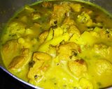 ফুলকপি সয়াবিনের তরকারি (foolkopi soyabean er tarkari recipe in Bengali) রেসিপির ধাপ 7 ছবি