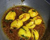 A picture of step 7 of Brinjal potato stuffed sabji.