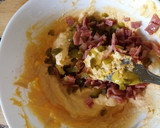 Foto del paso 5 de la receta: Huevos rellenos con crujiente de bacon ahumado