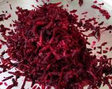 A picture of step 1 of Beetroot Carrot and Mint layer pudding.