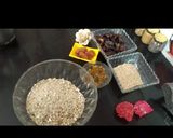 A picture of step 1 of Dry fruits roll for new year treat.