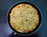 Foto langkah ke 5 dari resep Cheezybite & Sausage Pizza.