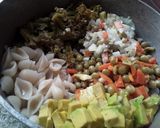 Foto del paso 2 de la receta: Ensalada tibia colorida🥗🥙🥑