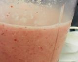 Foto del paso 2 de la receta: Jugó de frutilla, banana y almendras