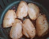 รูปขั้นตอนการทำที่ 3 ของ ปีกไก่กลางทอดกระเทียม - คีโต