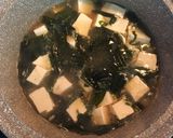 Foto langkah ke 3 dari resep Mieyok Guk (Sup Rumput Laut/Wakame).