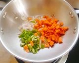 A picture of step 2 of Cheesey Creamy White sauce pasta.