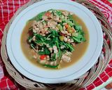 Foto langkah ke 4 dari resep Tumis Bayam tempe semangit.