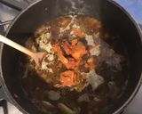 Une image de l'étape 2 de Soupe de légumes mijotés aux épices marocaines et coriandre hachée.