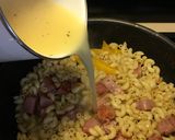 Foto del paso 3 de la receta: Pasta con Jamón-Crema de Maíz-Guisantes