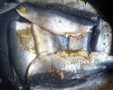 A picture of step 1 of Flat flips fish.