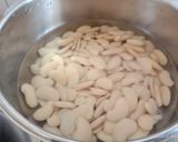 A picture of step 1 of લગ્ન પ્રસંગમાં બનતું વાલનું ચટાકેદાર ખાટું મીઠું શાક.