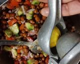 A picture of step 4 of Healthy chanachaat.