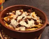 A picture of step 5 of Mexican Nachos with Poblano Peppers.