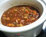 Foto langkah ke 4 dari resep Beef Stew Slow Cooker.