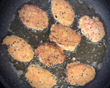 Foto del paso 4 de la receta: Buñuelos de repollo y zanahoria con salsa picante de ajo dulce