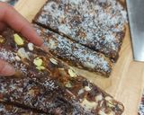 عکس مرحله 1 از دستور خرما آجیلی