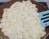 Foto langkah ke 2 dari resep 136. Nasi Goreng Telur Margarin.
