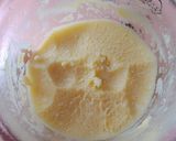 Foto langkah ke 2 dari resep Snack 8+ roti kukus keju.