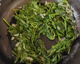 Foto del paso 2 de la receta: Espinacas a la crema