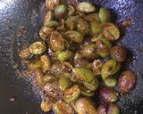 A picture of step 1 of Karonde ki Sabzi.