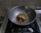 A picture of step 2 of Coconut peanut chutney.