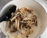 Foto langkah ke 2 dari resep Tumis Jamur Shimeji.