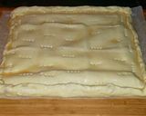 Foto del paso 7 de la receta: Empanada suave de bechamel con sorpresa