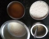 કોપરા પાક (Kopra Paak Recipe In Gujarati) રેસીપી સ્ટેપ1ફોટો