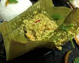 Chingri Macher Paturi (Prawns Steam Cooked in Banana Leaf) recipe step 4 photo