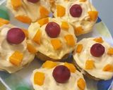 A picture of step 3 of Mango cup cakes.