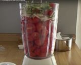 A picture of step 2 of Tomato consomme.