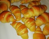 Vajas mini croissant recept fázis 2 fotója