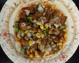 A picture of step 3 of Chicken tikka pizza.