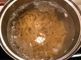 “Penne di papa Ladislao...”