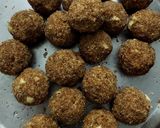 A picture of step 6 of Authentic Churma Ladoo.
