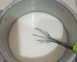 Foto langkah ke 2 dari resep Puding Susu Lapis Buah Naga.